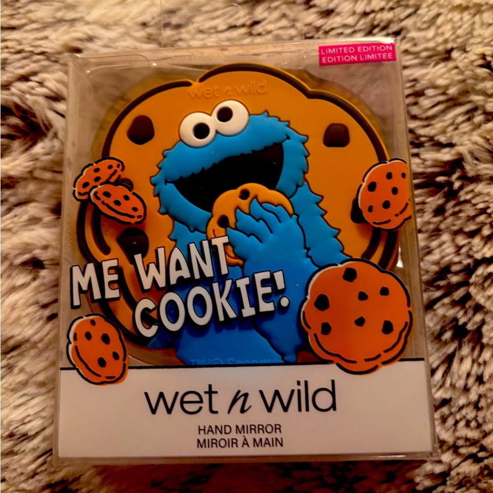 Wet n wild mirror